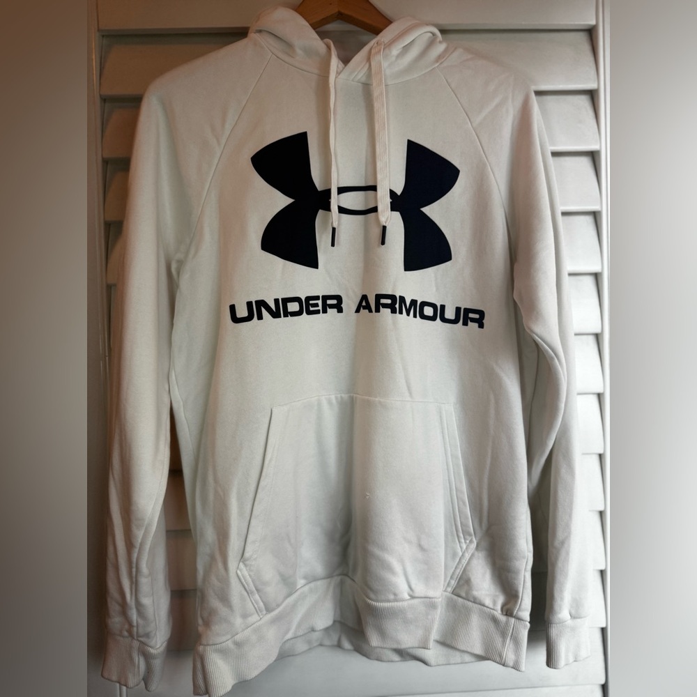Under Armour Men's White and Black Logo Sweater